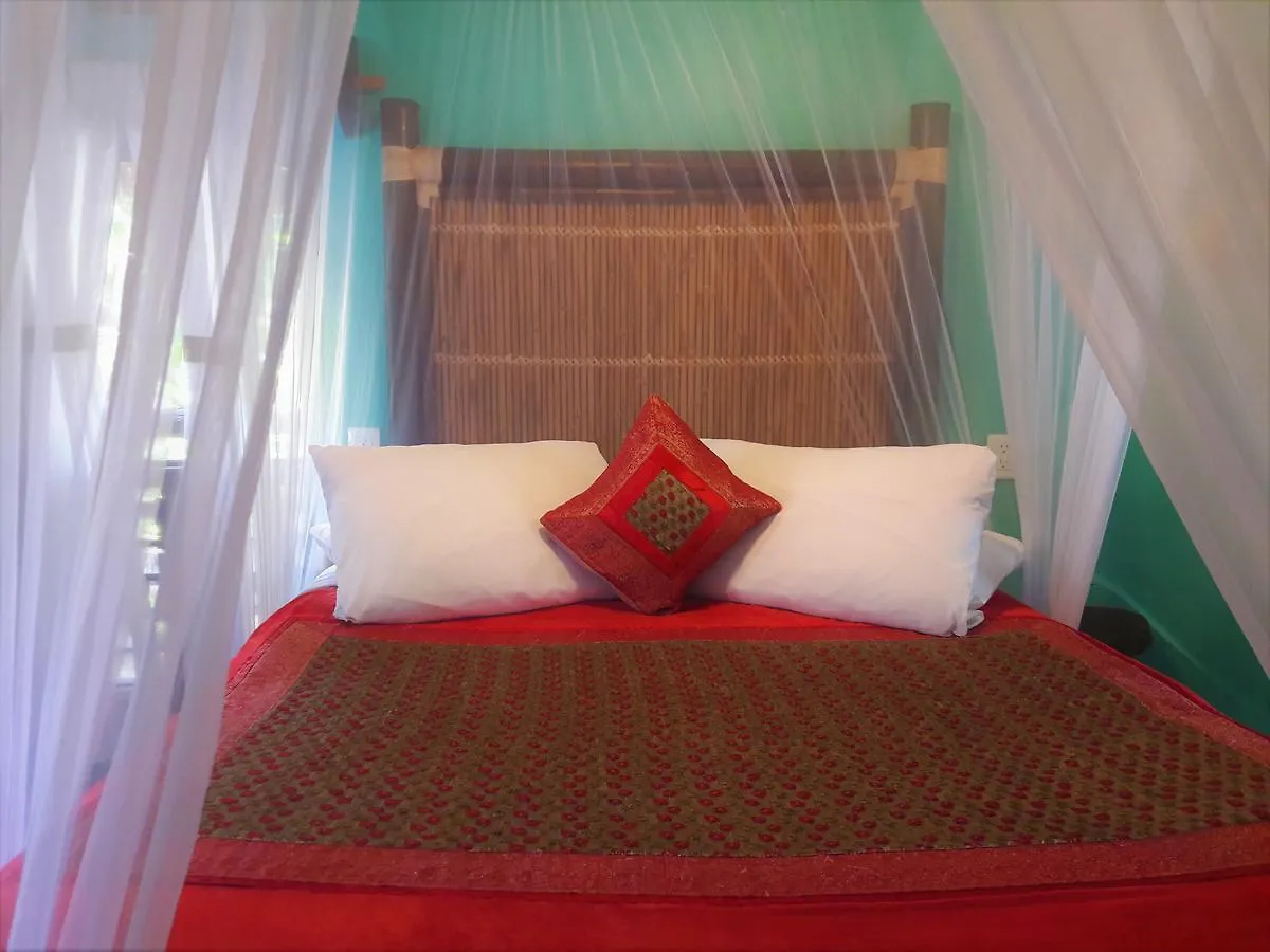 Cabanas La Luna Hotel Tulum Pueblo