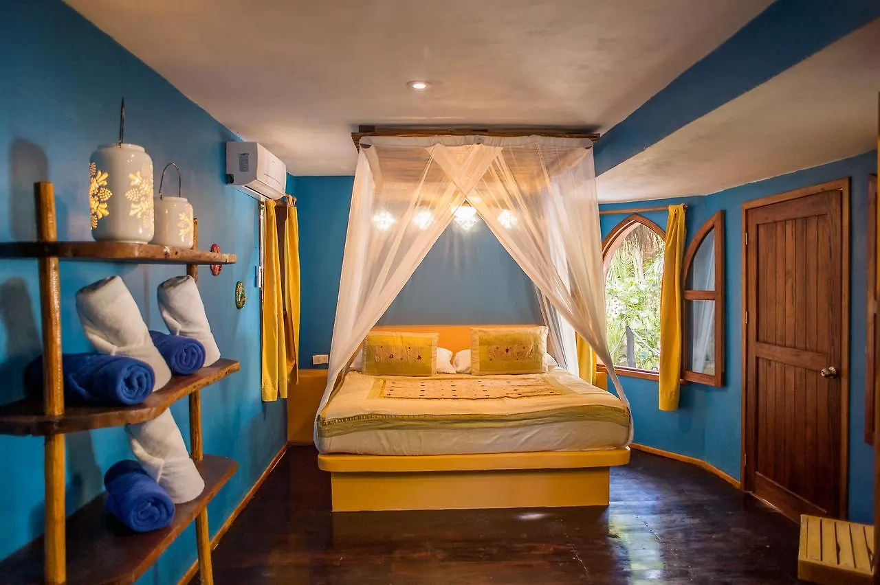 ***  Cabanas La Luna Hotel Tulum Pueblo Mexico