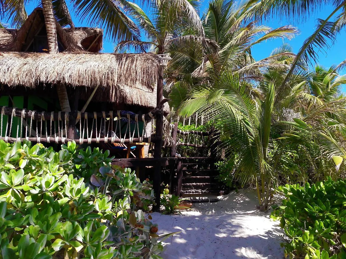 Cabanas La Luna Hotel Tulum Pueblo