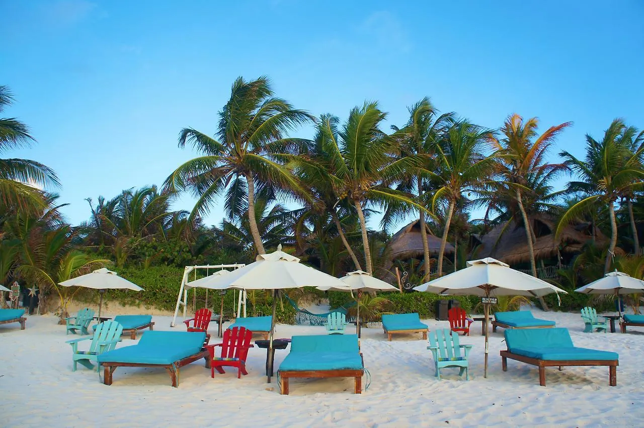 Cabanas La Luna Hotel Tulum Pueblo
