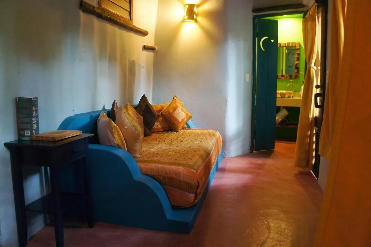 Cabanas La Luna Hotel Tulum Pueblo