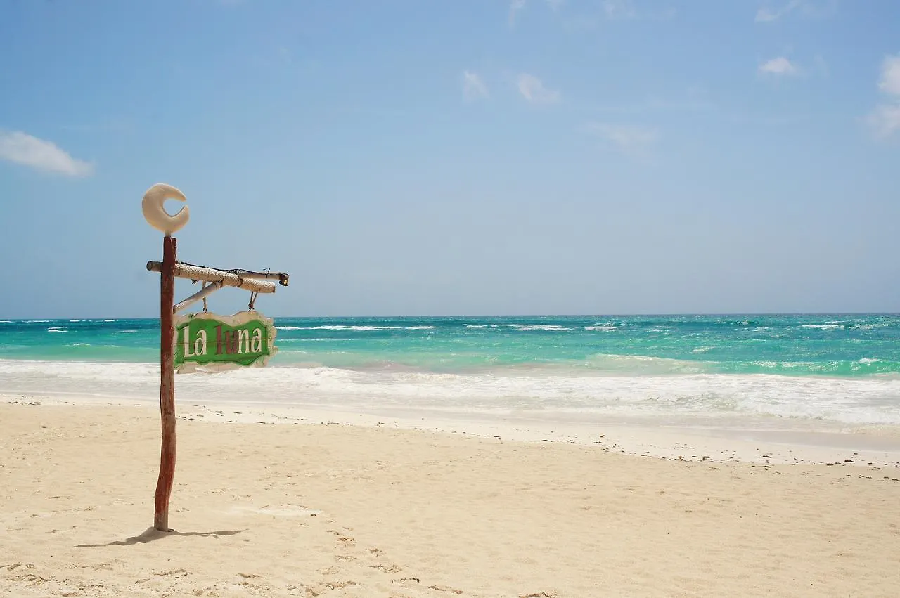 ***  Cabanas La Luna Hotel Tulum Mexico