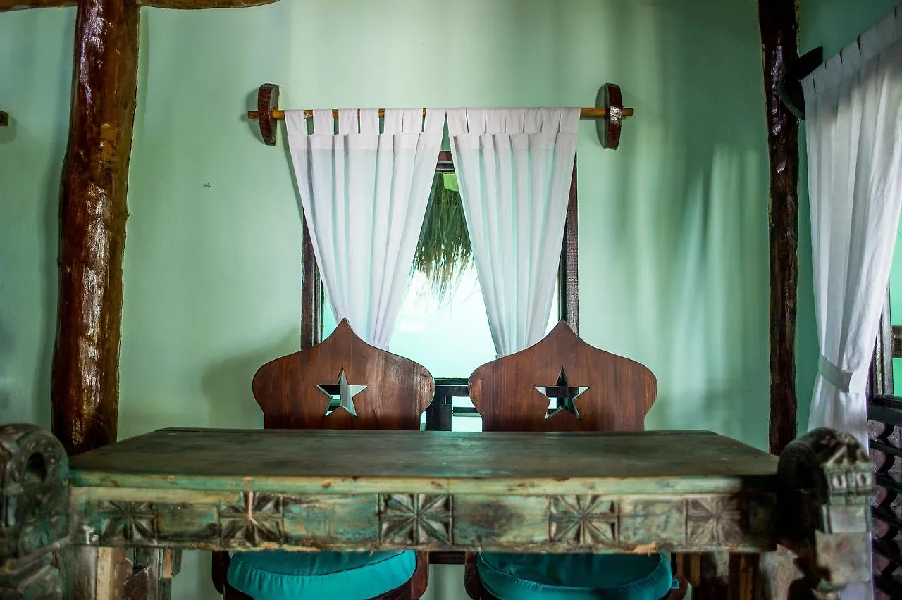 Cabanas La Luna Hotel Tulum