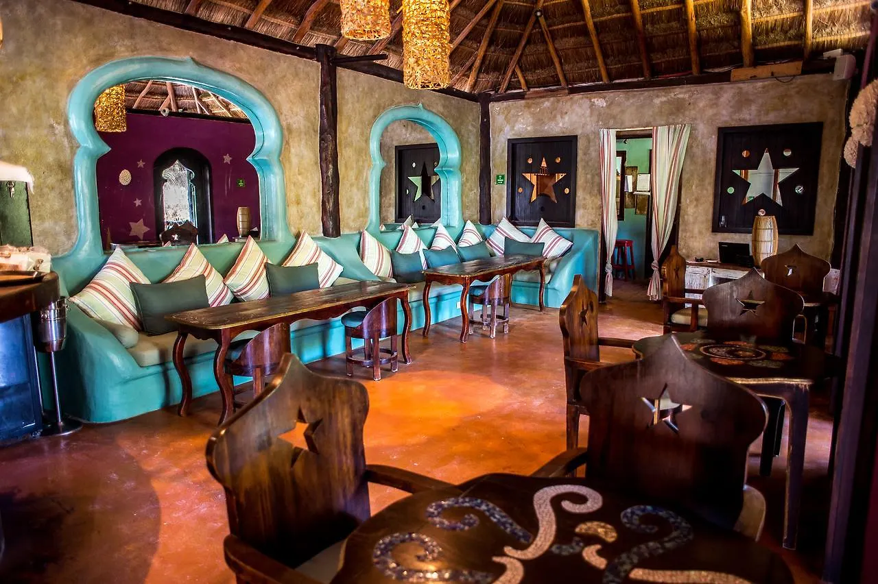 Cabanas La Luna Hotel Tulum