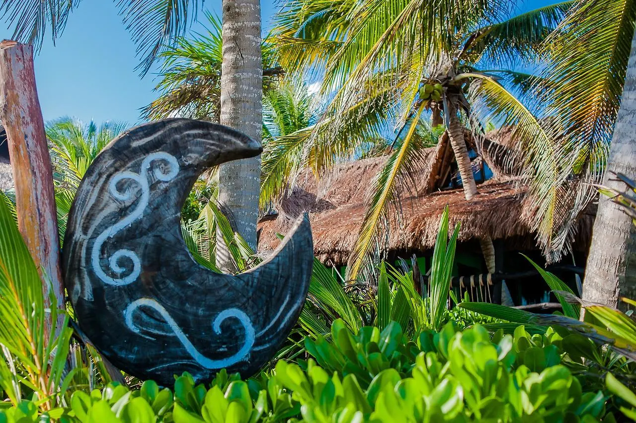 Cabanas La Luna Hotel Tulum