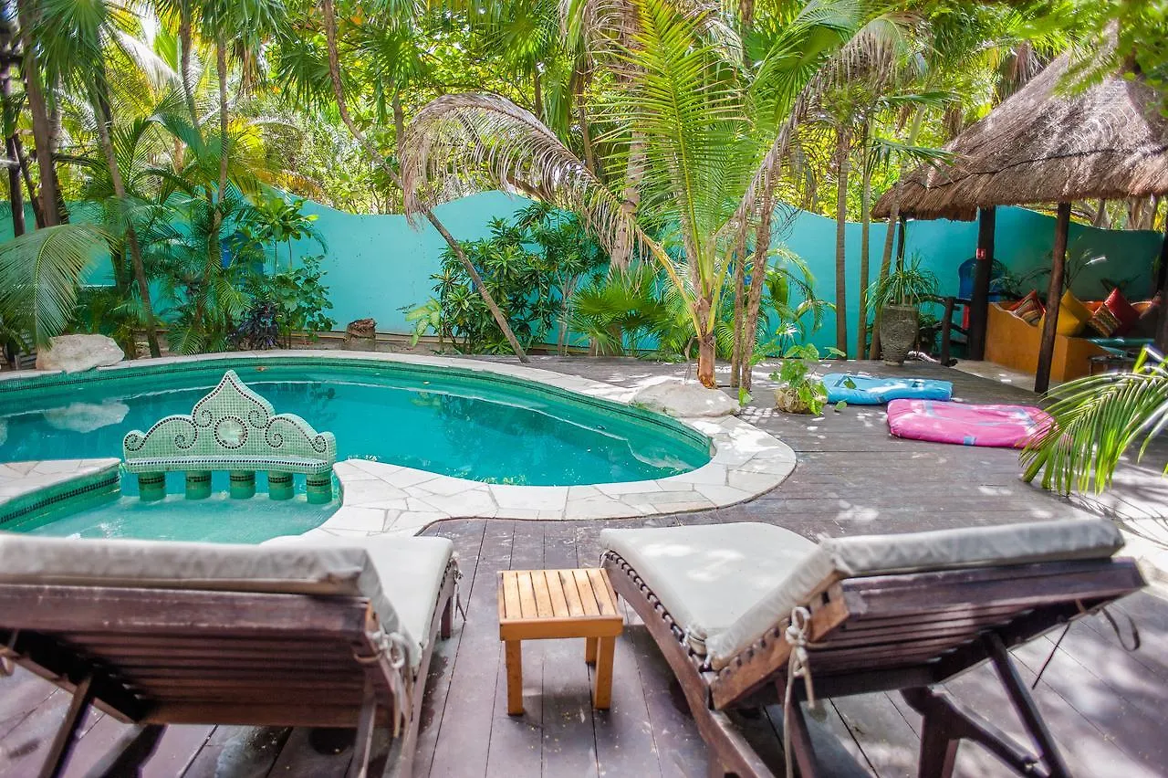 Cabanas La Luna Hotel Tulum